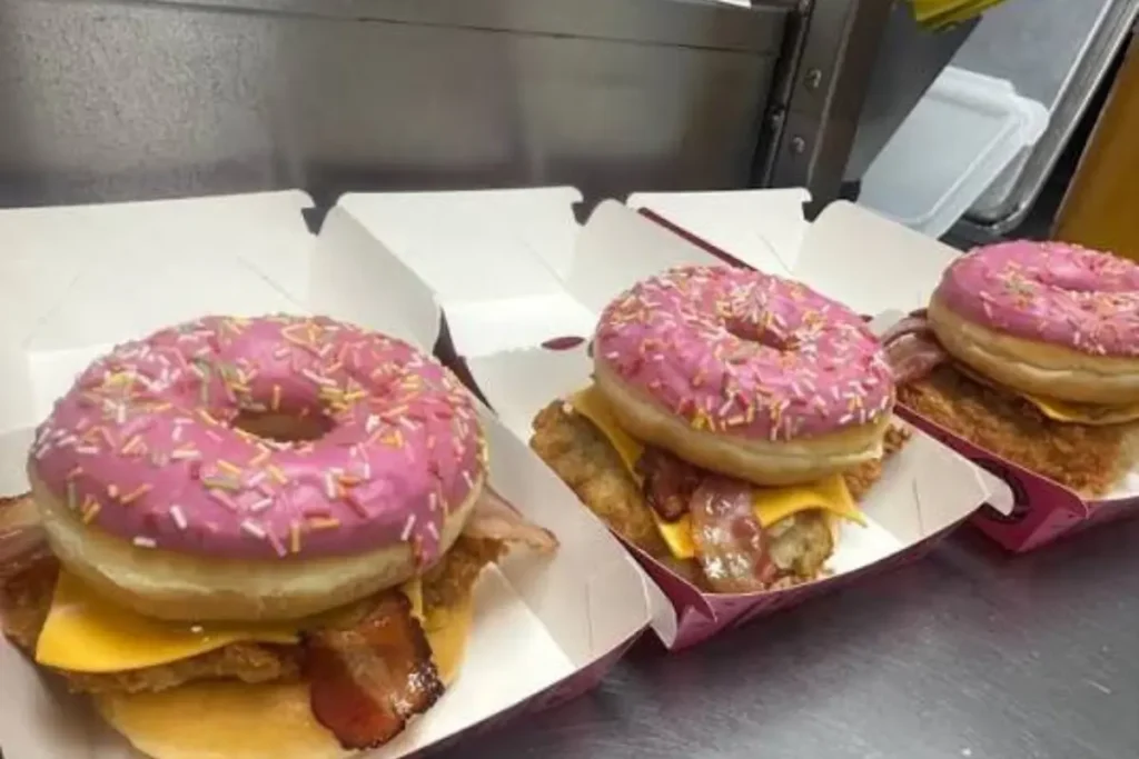 Rosquiburger menú de Los Simpson KFC
