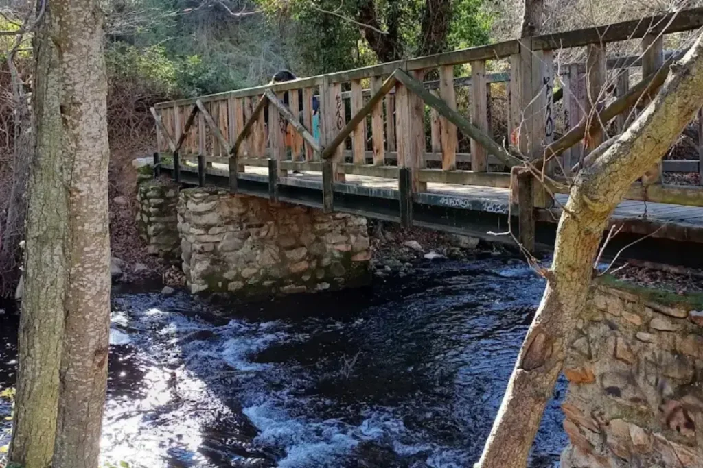 ruta a la cascada Becerra