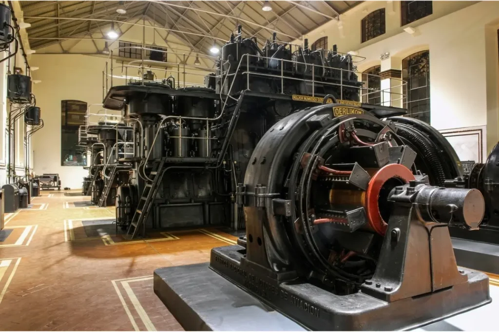 Nave de Motores de Pacífico